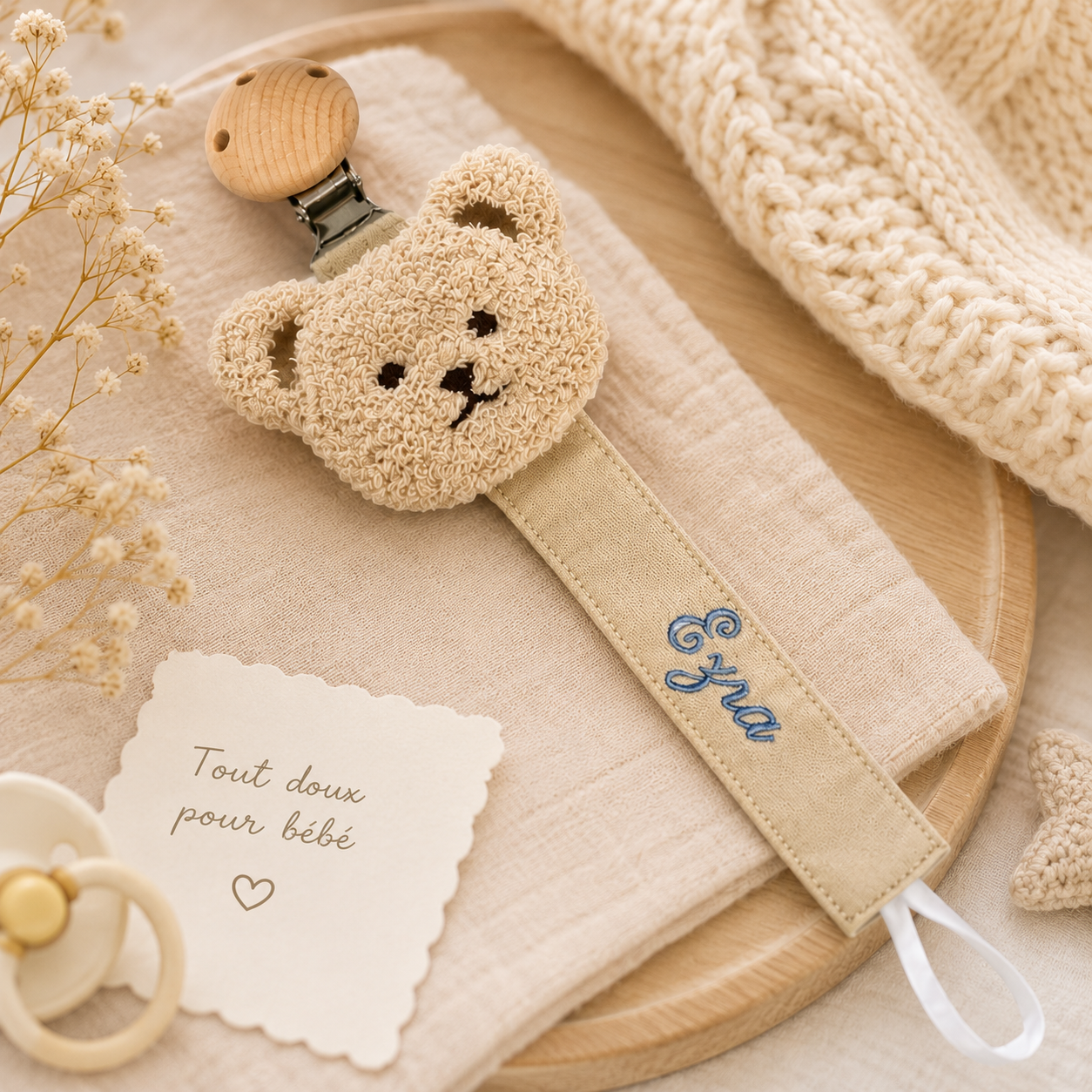 Attache tétine personnalisée prénom bébé – Nounours brodé LMJbroderies 