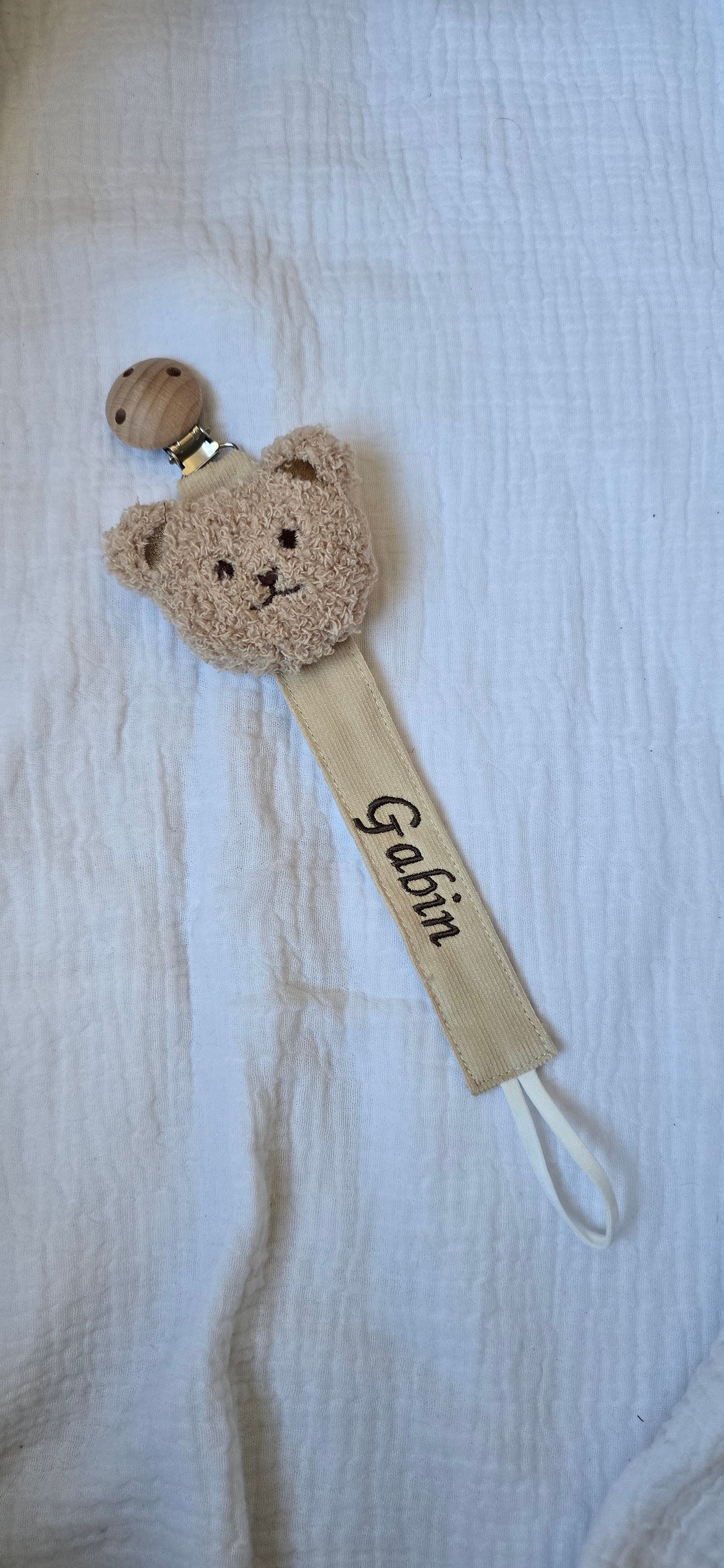 ATTACHE TÉTINE NOUNOURS personnalisé au prénom de l'enfant. LMJbroderies 