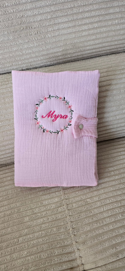 Motif couronne fleurie LMJbroderies ! cadeau personnalisé 
