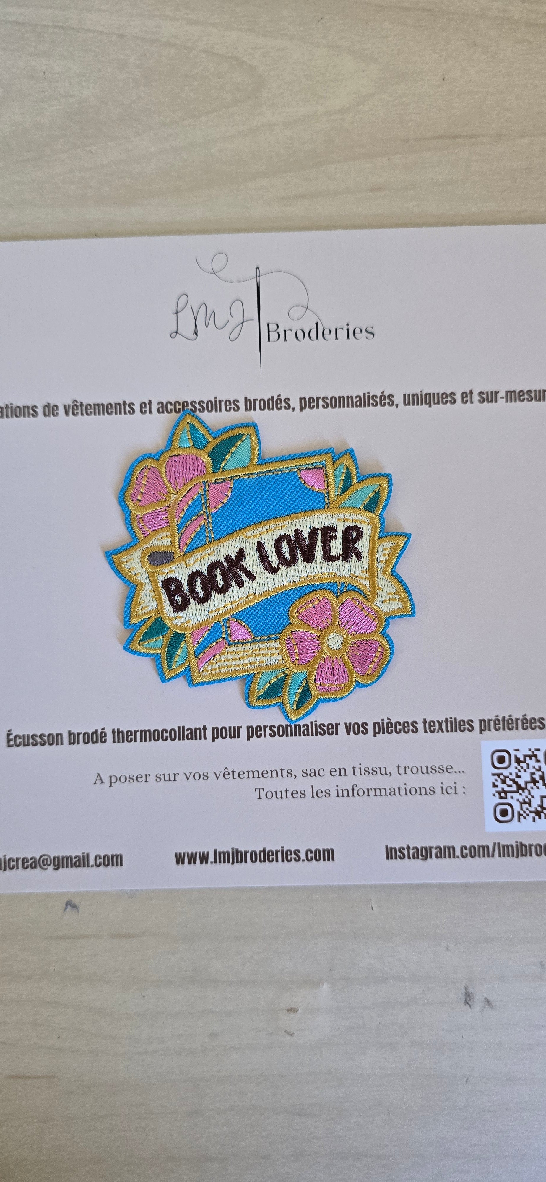 Ecusson/Patch brodé thermocollant pour textile LMJbroderies ! cadeau personnalisé 