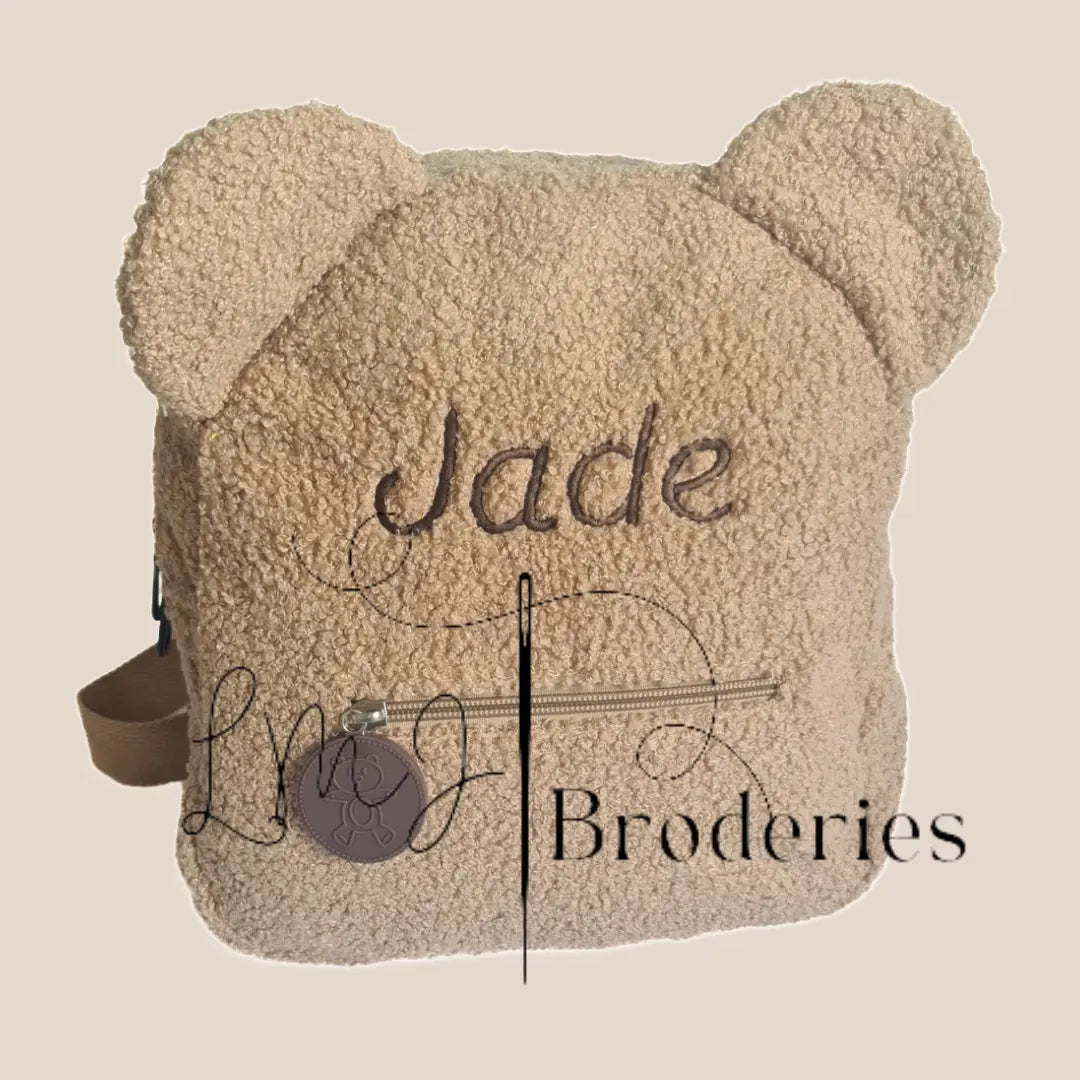 Sac à dos peluche brodé personnalisé au prénom de bébé ou de votre enfant | idéal pour la nounou, à la crèche ou à l'école LMJbroderies ! cadeau personnalisé 